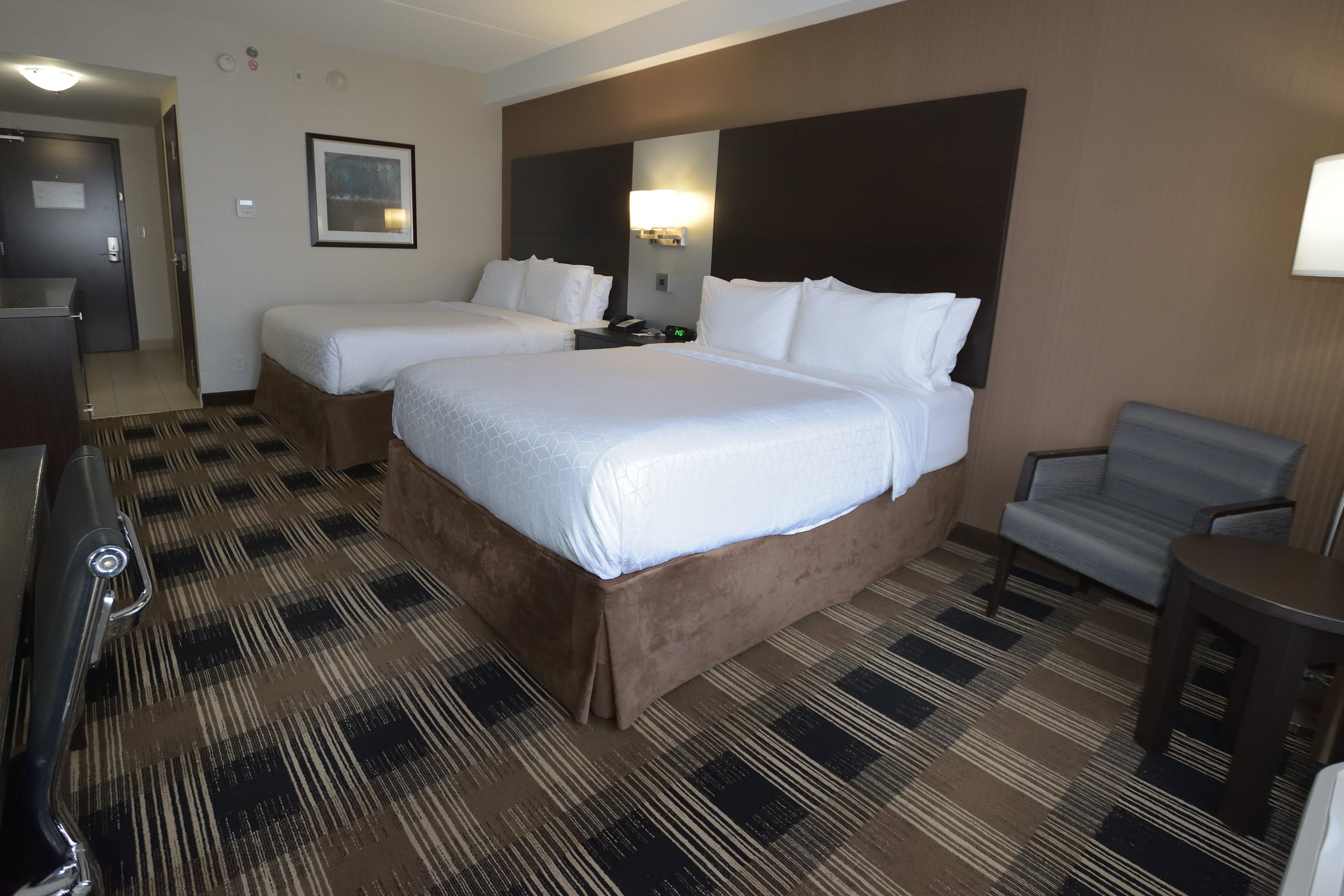 Holiday Inn Express & Suites Ottawa East-Orleans By Ihg Екстериор снимка