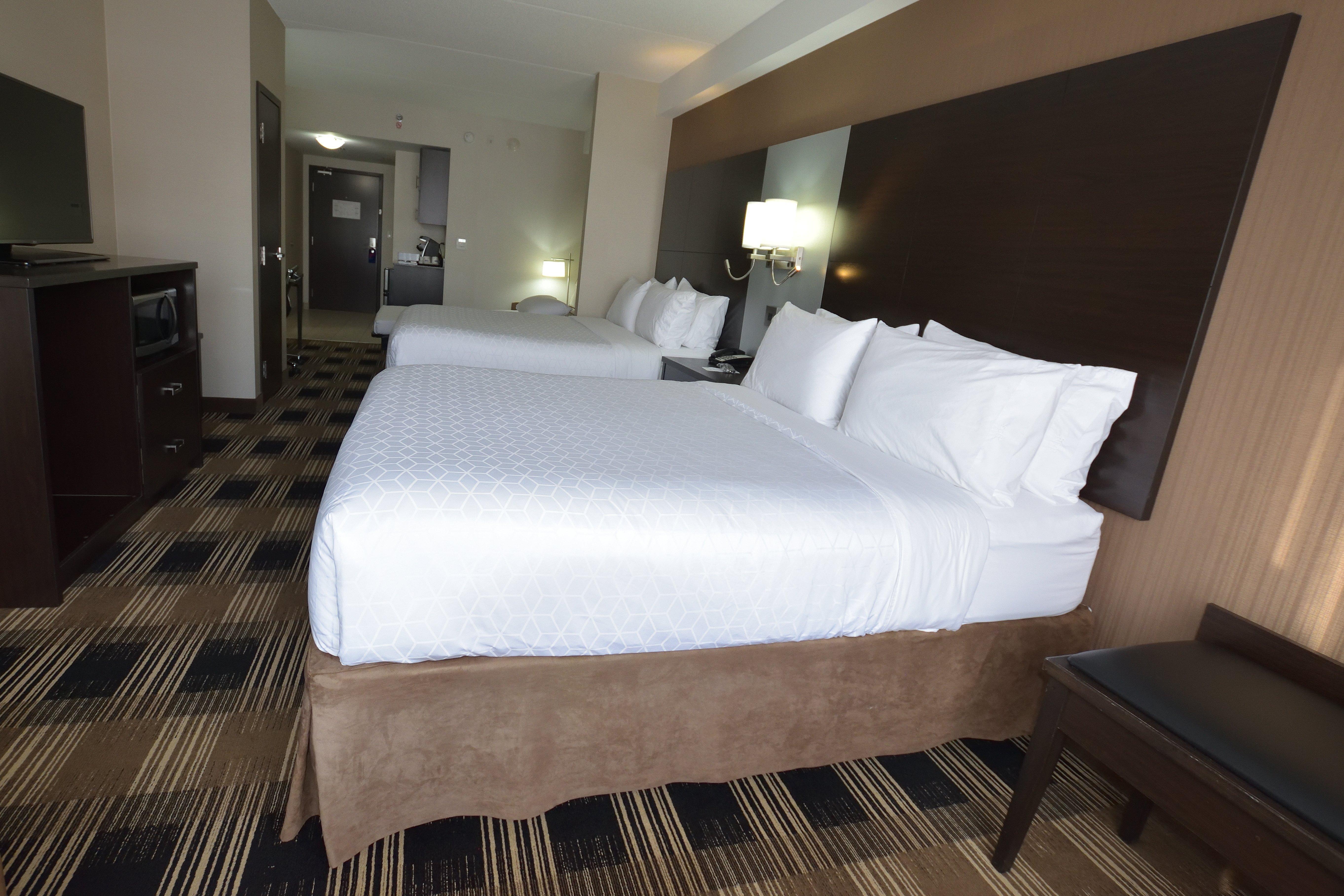Holiday Inn Express & Suites Ottawa East-Orleans By Ihg Екстериор снимка