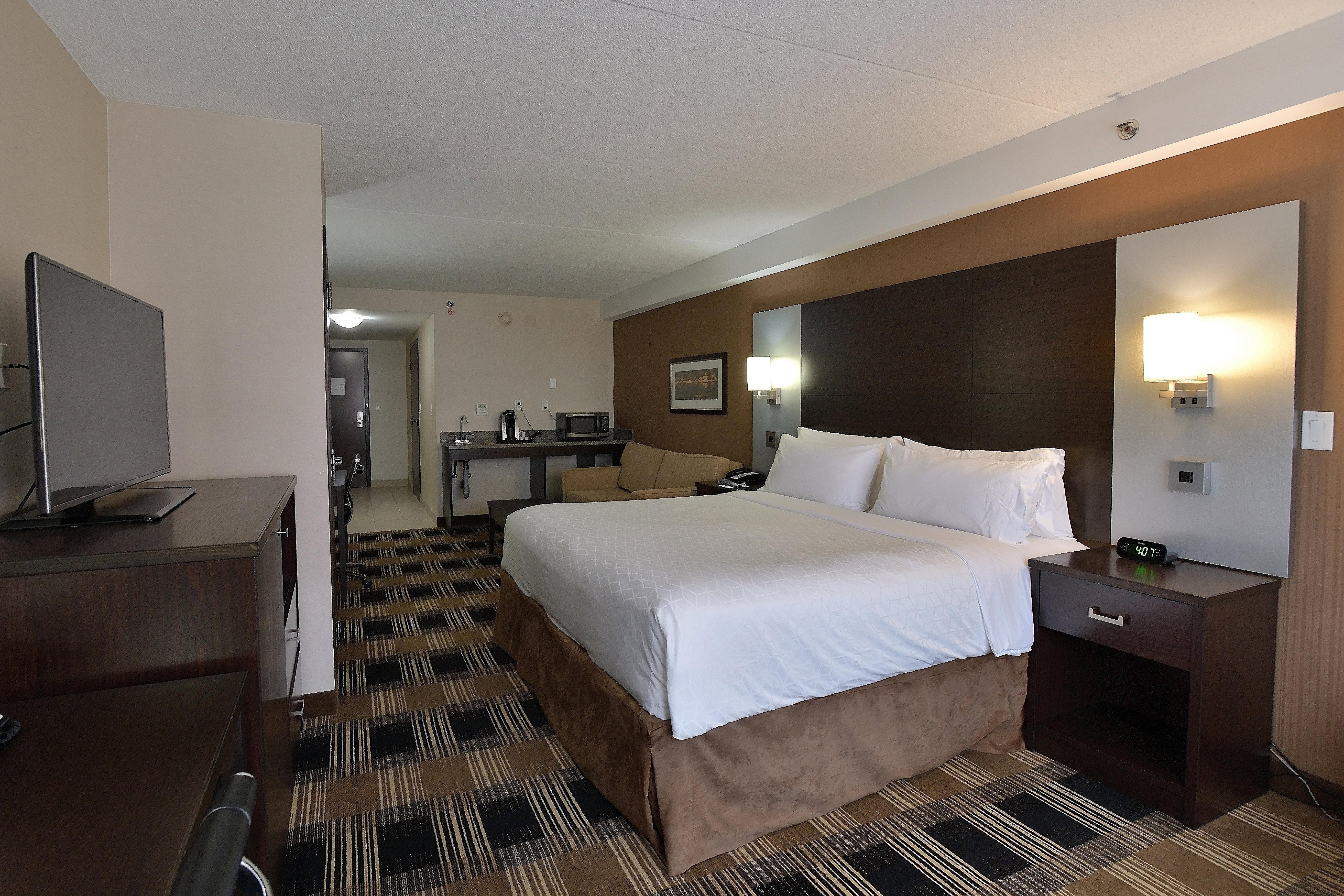 Holiday Inn Express & Suites Ottawa East-Orleans By Ihg Екстериор снимка